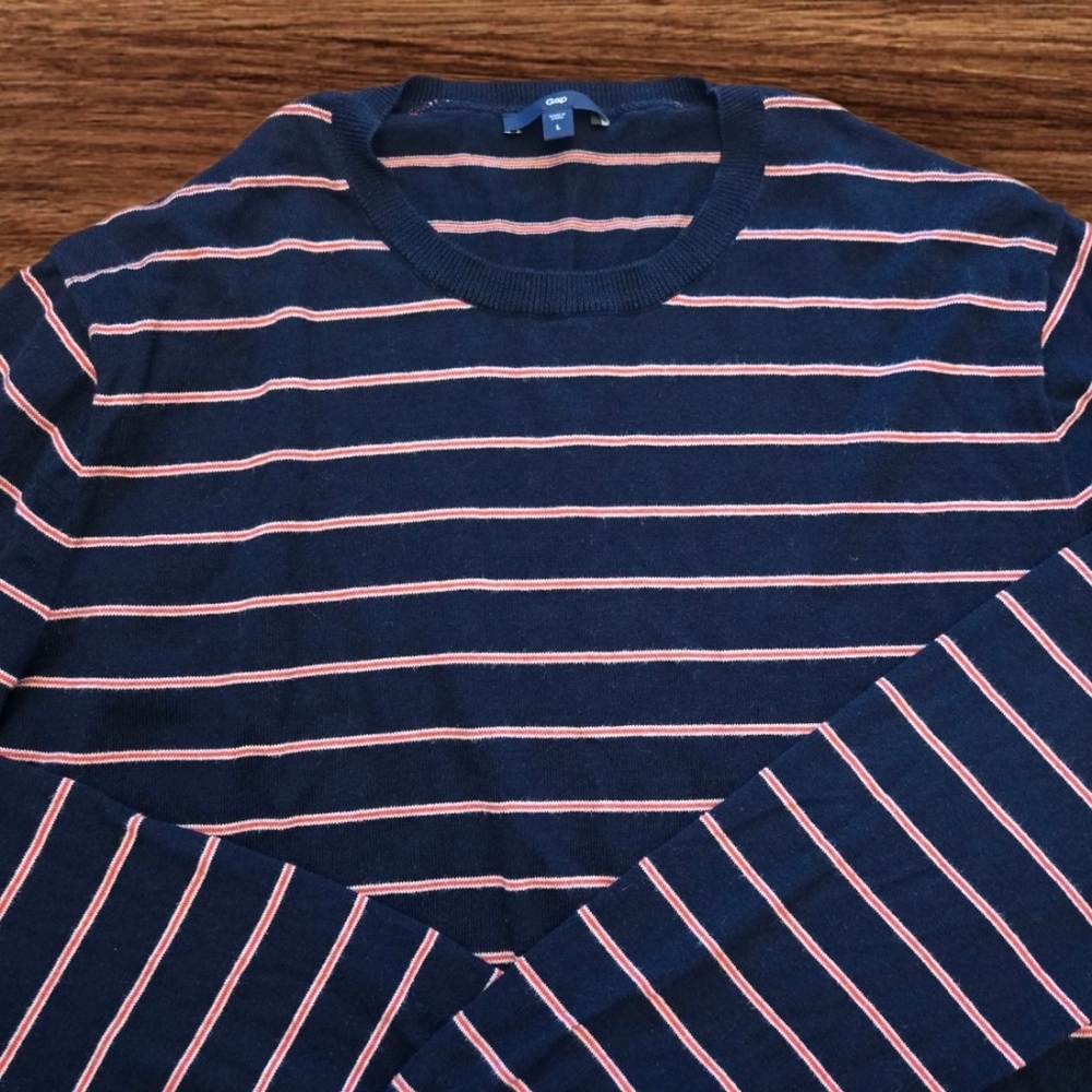 Gap Striped Sweater - Picture 4 of 5